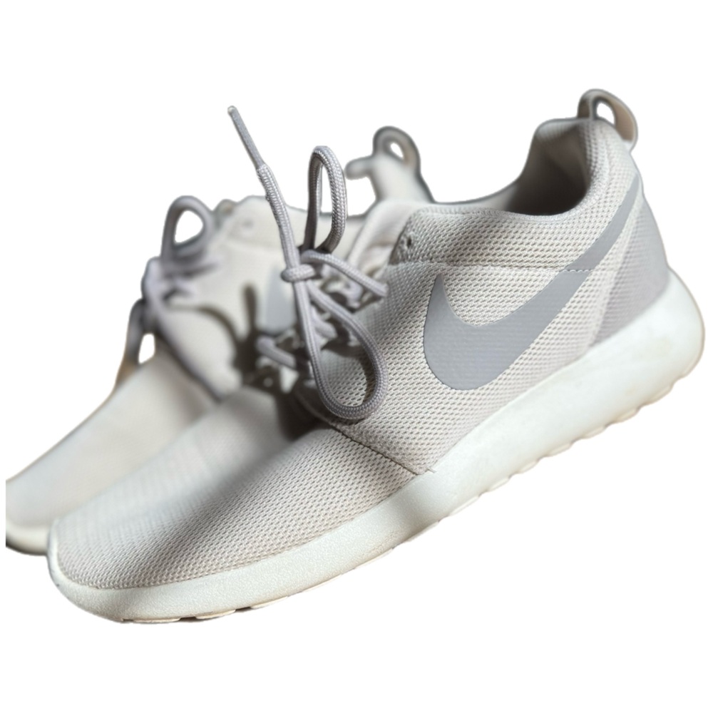 Women’s Nike Roshe One 7.5W Lt Orewood Brown